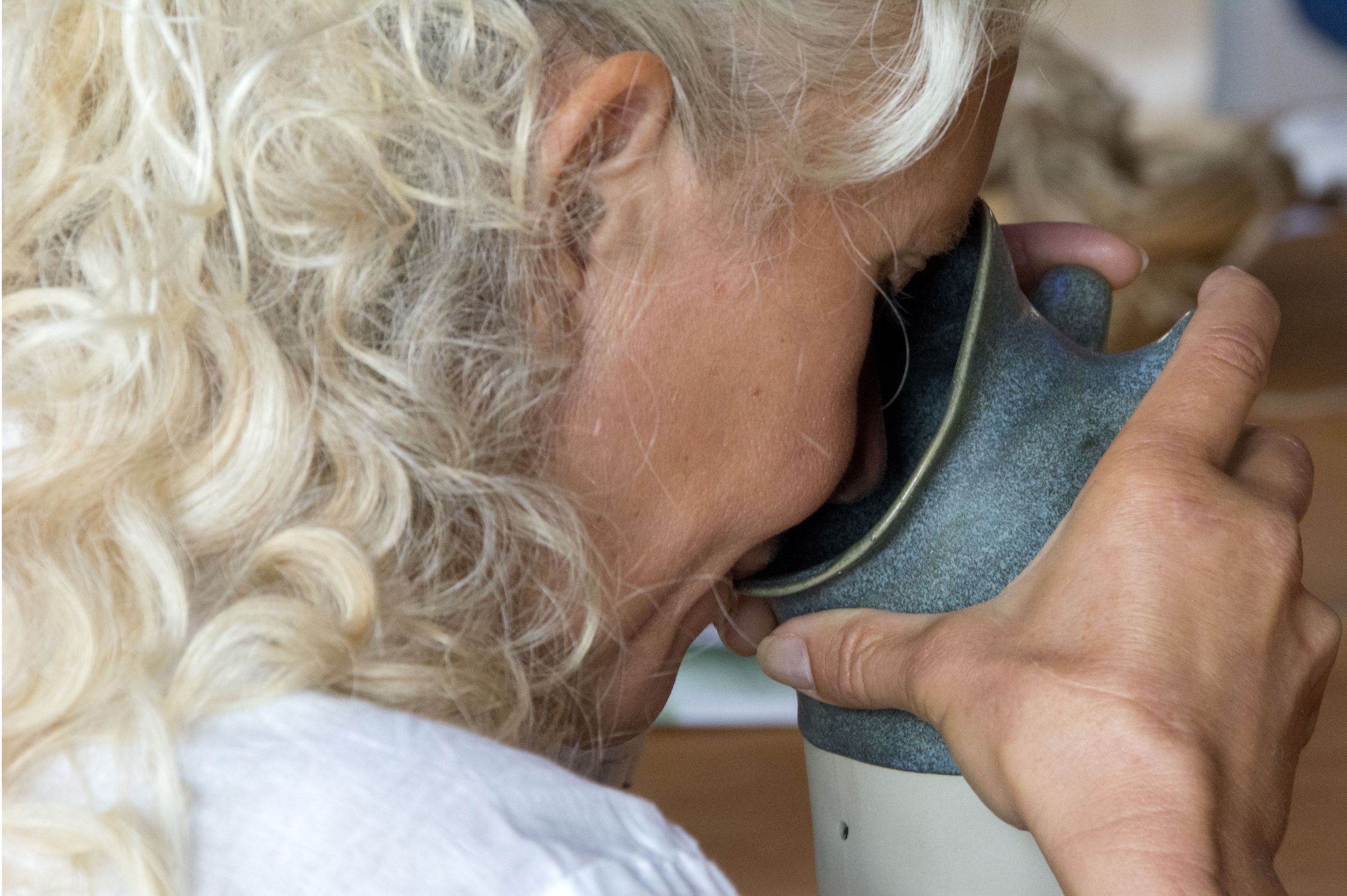 Studio_echelle_un_Effluves_Aroma_%20ESCH22_%20Kateryna_Synichenko_Chloe_Guillemart_Emma_Gitzinger%281%29_result